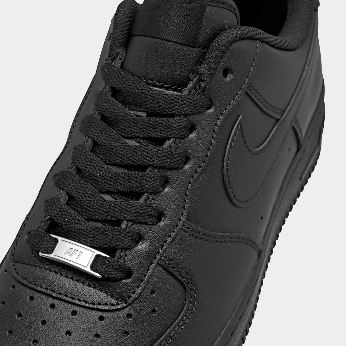Nike Air Force 1 ’07