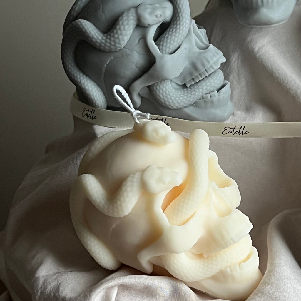 Skull Candle with Snakes: Spooky Halloween Soy Wax Decor-3